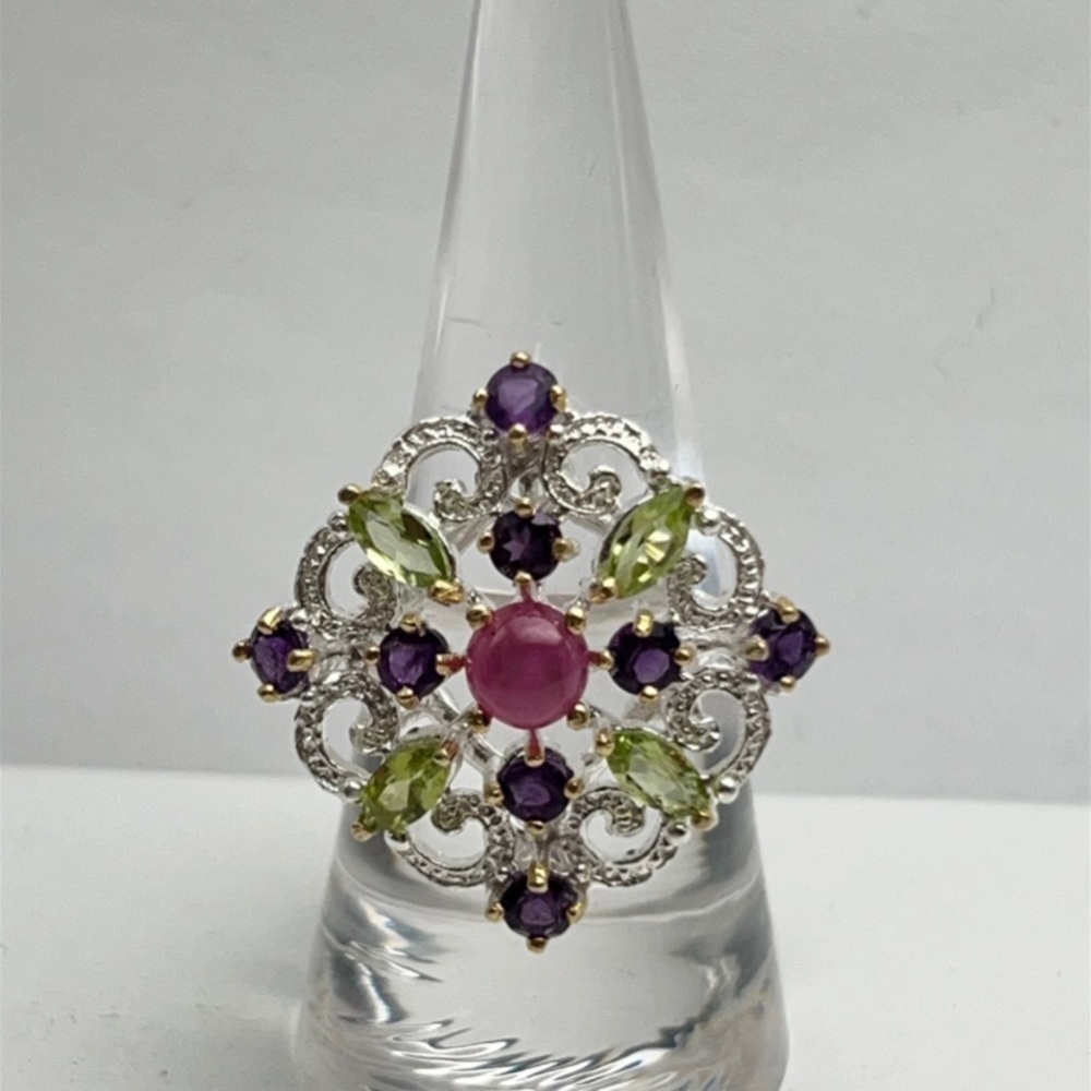 Sterling Silver Pink Star Sapphire w/ Surrounding Peridot & amethyst Ring size 8